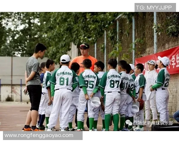 西安羽毛球队的奋斗与荣耀:一段不平凡的突破之路纪实 西安羽毛球队的奋斗与荣耀:一段不平凡的突破之路纪实