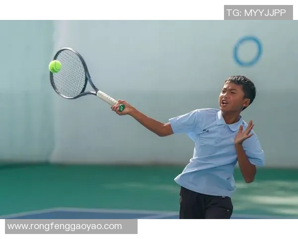 武汉网球队在全国网球团队协作排行榜中荣获第九名展现出色团队精神与实力