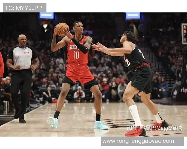 火箭队与开拓者精彩对决回顾2018年12月12日赛场瞬间与精彩表现分析