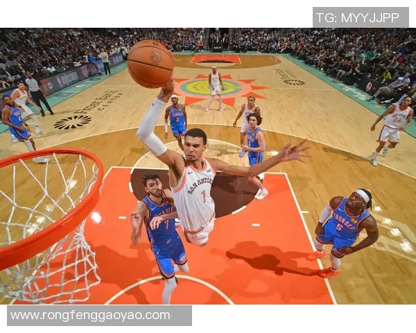 雷霆与马刺精彩对决视频回放全程回顾及精彩瞬间分析