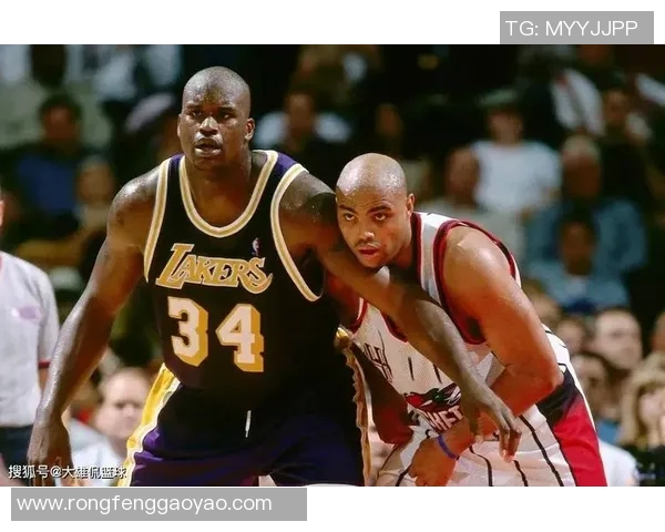 马龙与巴克利的巅峰对决：篮球传奇的荣耀与挑战之路