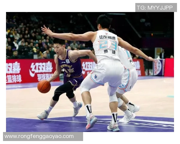 刘晓宇的成长之路：从篮球新星到职业生涯的辉煌历程