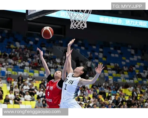 四川男篮迎战北京队全力争胜期待精彩对决与球迷共庆篮球盛宴