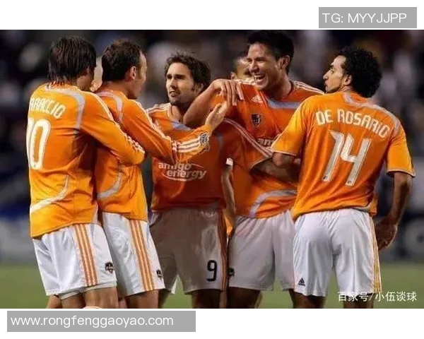 卢加诺与迪纳摩的精彩对决谁能在赛场上笑到最后